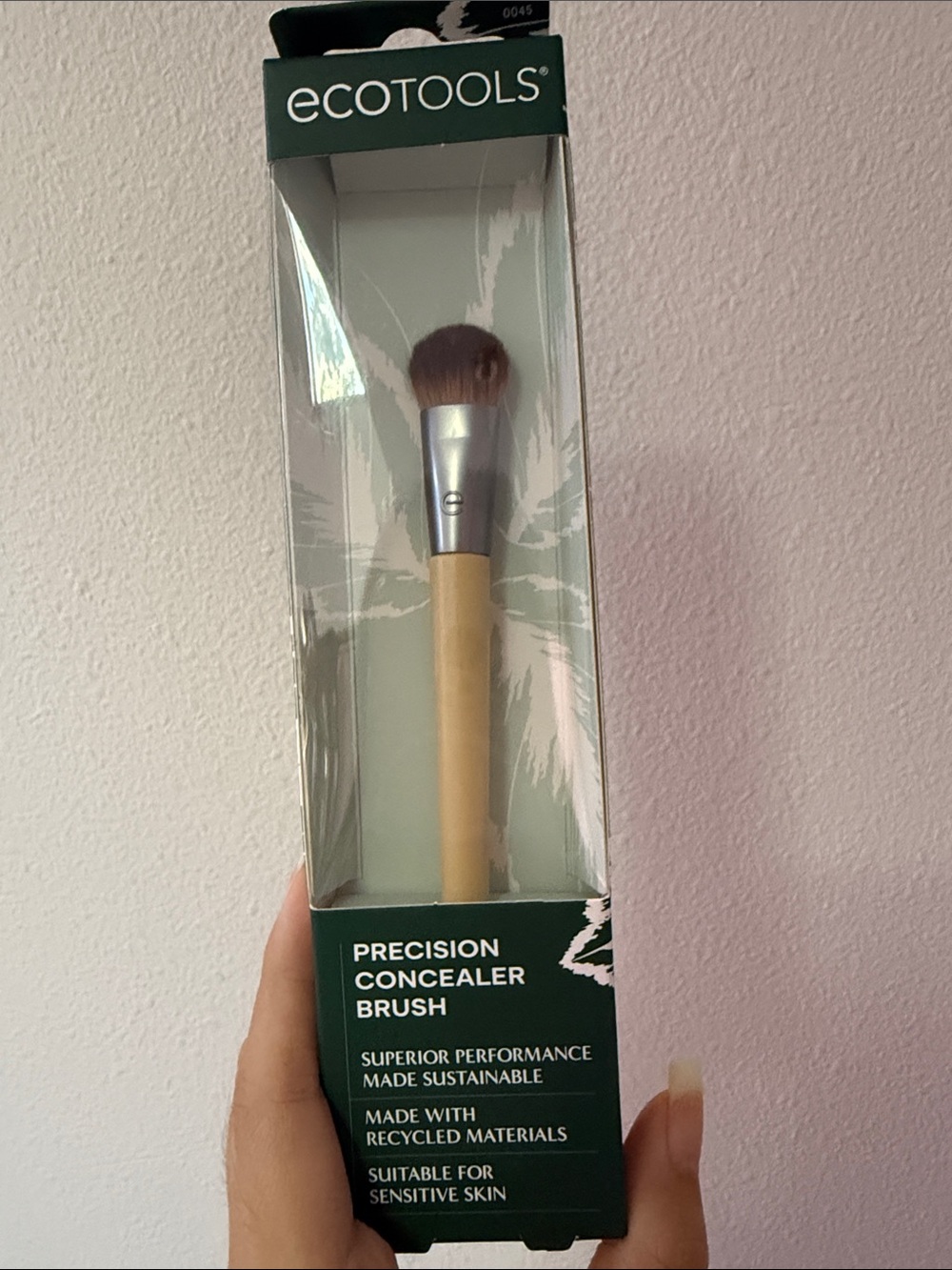 ecotools Precision Concealer Brush - Brown Bristles, Natural Bamboo Handle